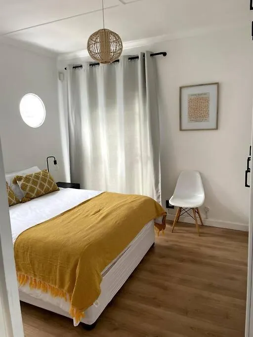 Holiday home Centrally Located Modern 2-Bedroom Home & Parking Cape Town South Africa